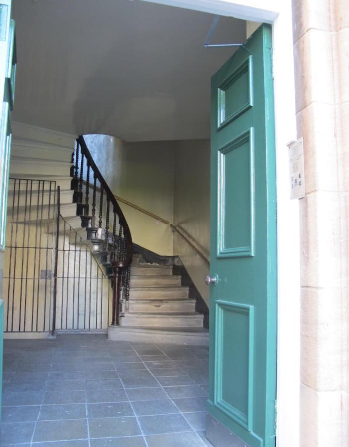 2 Chessels Court, Flat 3 Apartment Edinburgh Ngoại thất bức ảnh