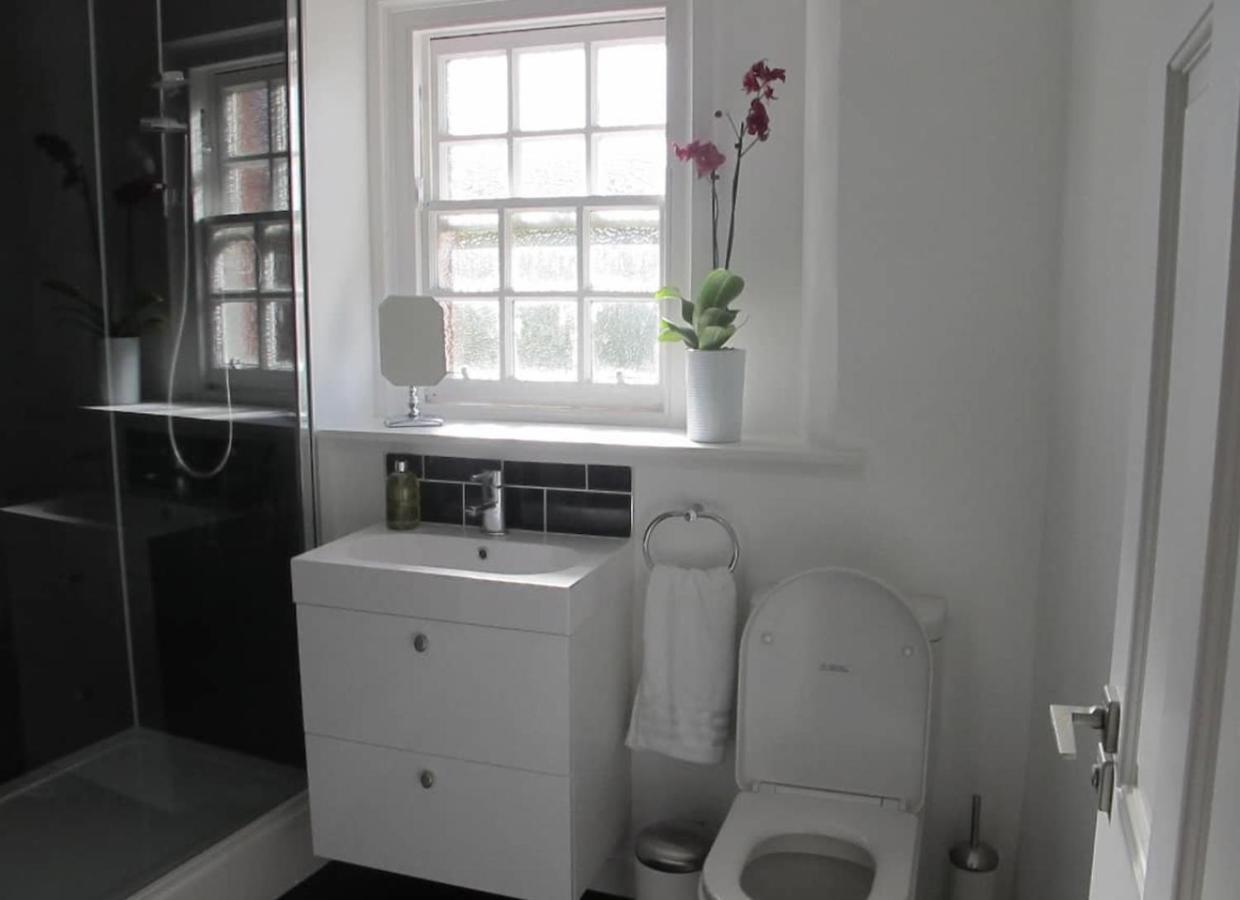 2 Chessels Court, Flat 3 Apartment Edinburgh Ngoại thất bức ảnh
